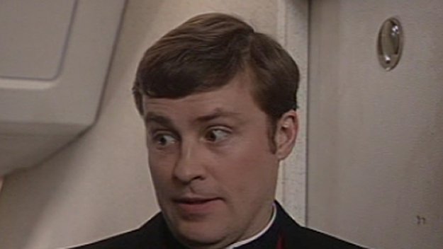 father-ted-s2e10-20090618195335_625x352.jpg