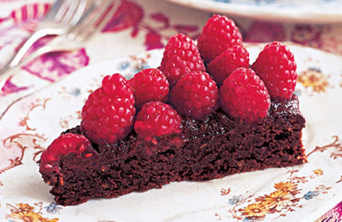 Flourless chocolate hazelnut cake