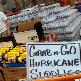 Residents prepare for Hurricane Irene (Getty)