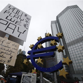 Channel 4 News analyses the debate over the ECB's role in the eurozone crisis (Reuters)