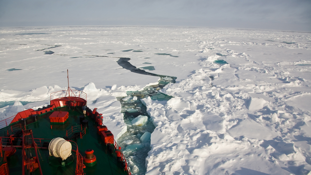 Gas tanker completes first ever Arctic winter voyage (G)