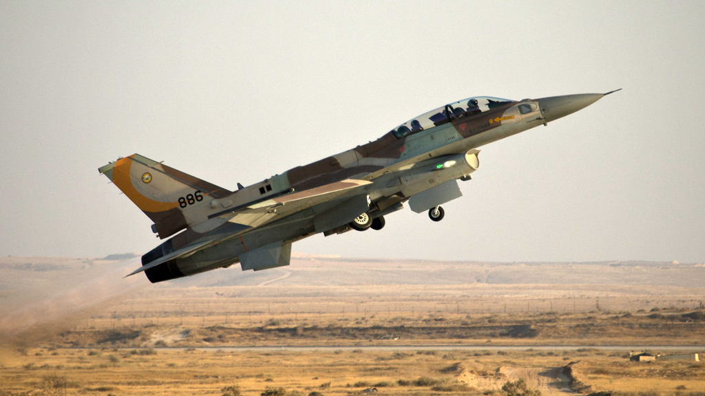 Israeli F-16 jet (Getty)