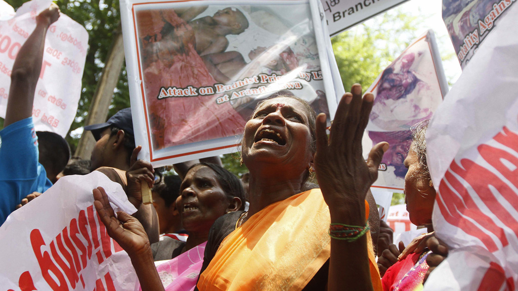 Sri Lankans protest at UN human rights mission (Reuters)