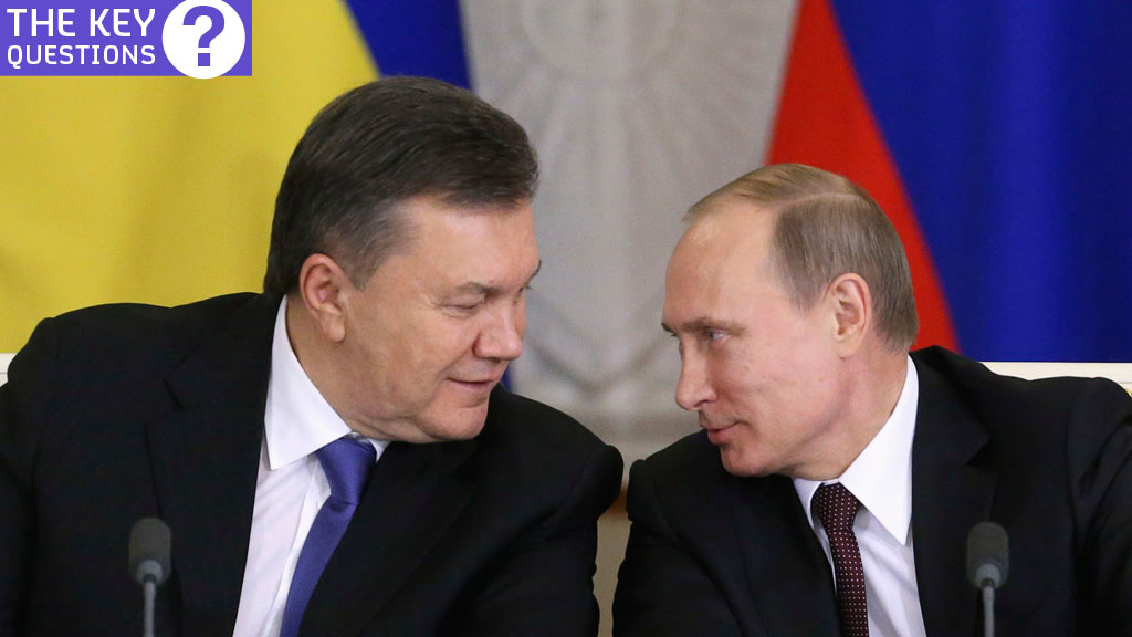 President Viktor Yanukovych and President Vladimir Putin (Reuters)