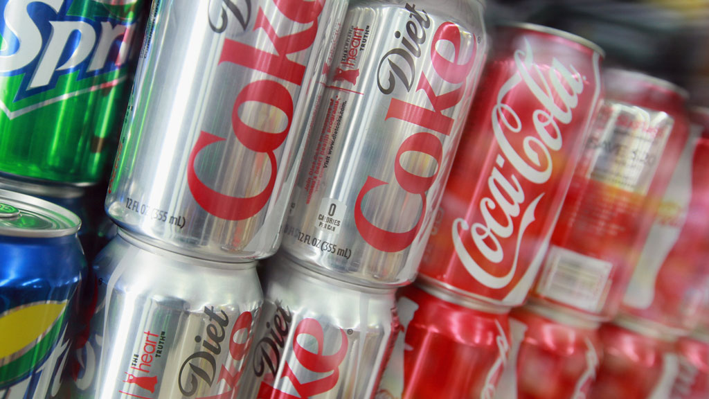 Charity Sustain advises the UK government to put a tax on all sugary, fizzy soft drinks. Channel 4 News debates the proposal(getty)