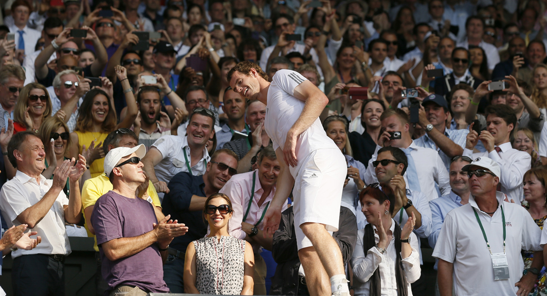 Andy Murray wins Wimbledon.