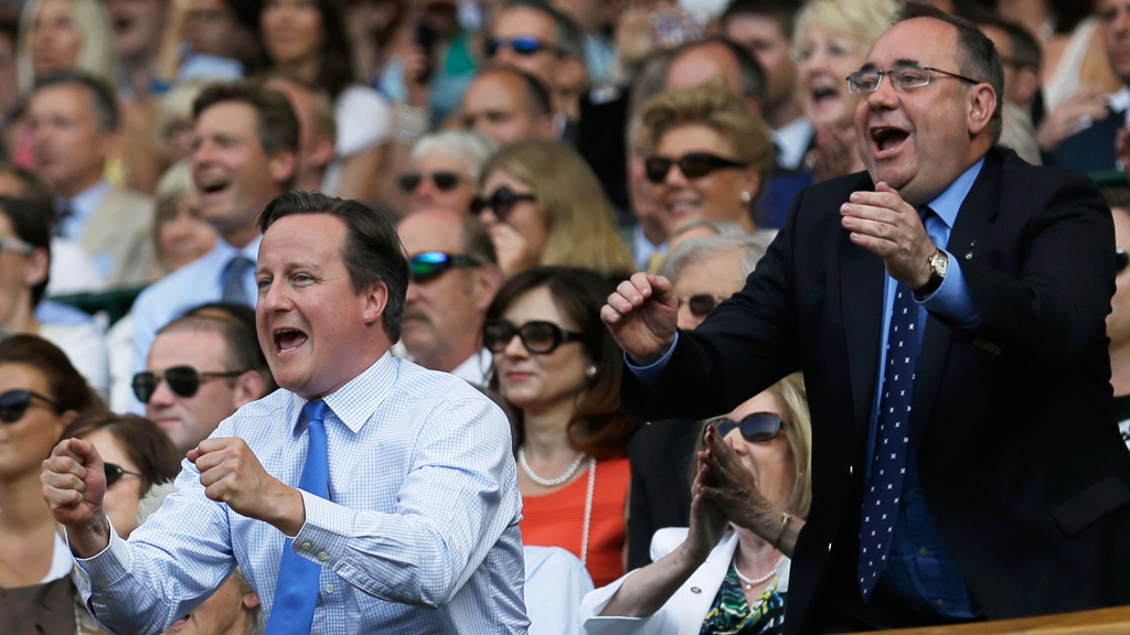 David Cameron and Alex Salmond unite to support Andy Murray on Centre Court.