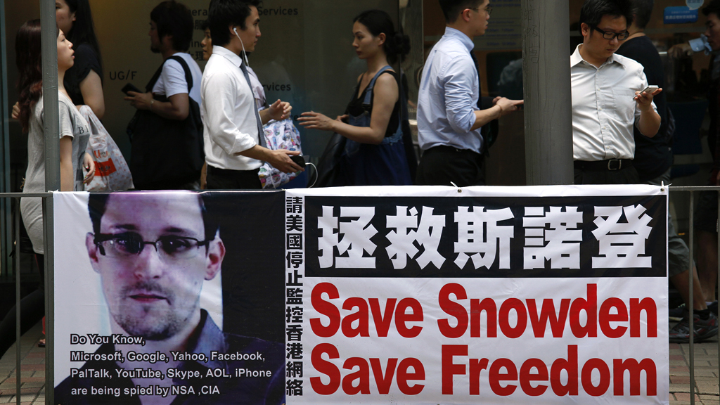 China's state paper hits back at US over Snowden (R)