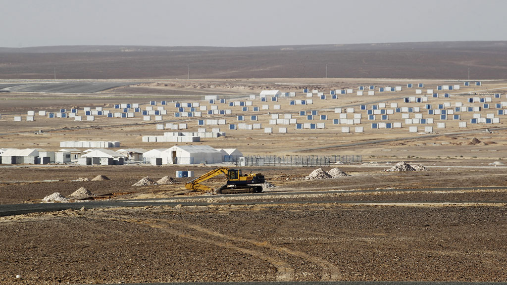 Azraq Syrian Refugee Camp, the third of its kind, under construction near Al Azraq, 80km (50 miles) east of Amman (R)