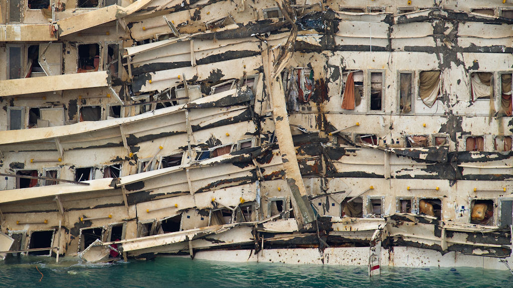 The damage to the Costa Concordia means she will be scrapped (Getty)
