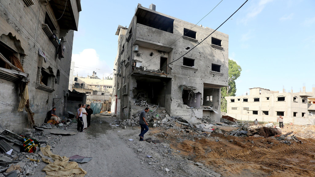 Israeli airstrikes smash into Gaza as thousands flee. (Getty)