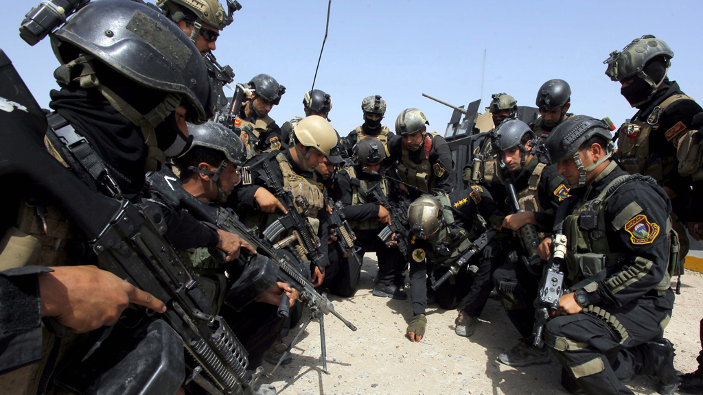 Iraqi forces battle for Tikrit