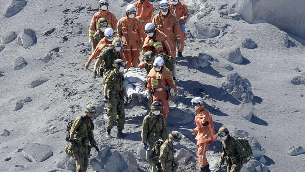 Thirty feared dead in Japanese volcano eruption