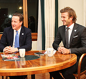 David Cameron and David Beckham back England's bid for the World Cup 2018 (Image: Getty)