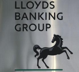 Lloyds Banking Group returns to profit making Â£2.2bn (Reuters)
