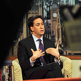 Miliband labels Murdoch influence 'dangerous' 