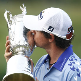 Rory McIlroy with the US Open trophy.