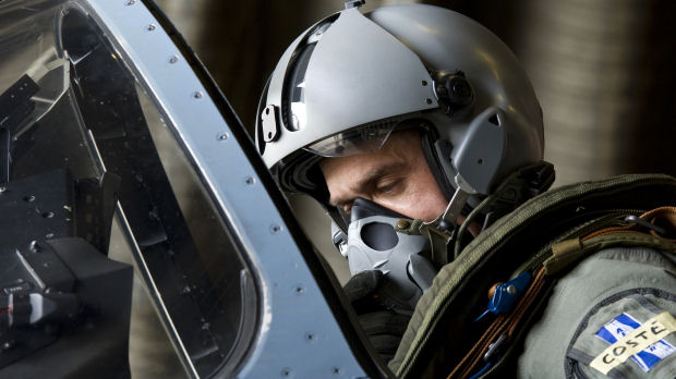 Libya: a pilot prepares for a mission to target Gaddafi's forces (Reuters)
