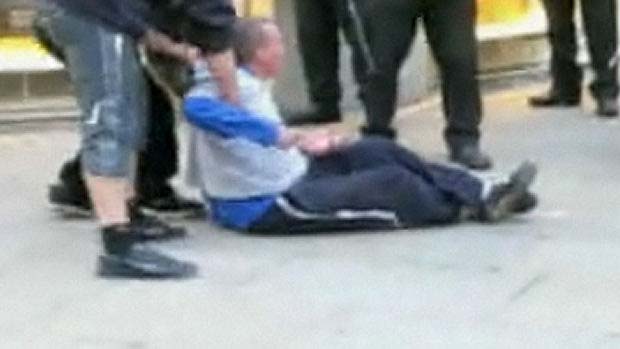 Ian Tomlinson 'not confrontational' at the G20 protests hears inquest.