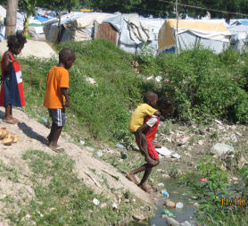 Charities are worried about how they can treat all the patients in Haiti's cholera outbreak (Franz Saintil).