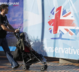 Child benefits plan unravelling, says Labour party (Reuters)