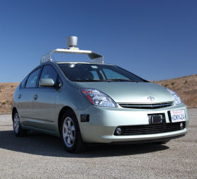 Google tests cars that drive themselves (Google)