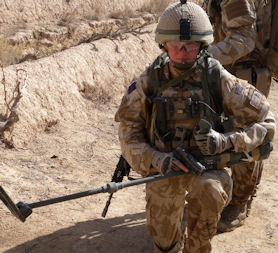 Afghanistan bomb disposal: the lonely walk.