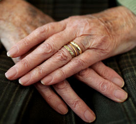 Elderly hands (Getty)