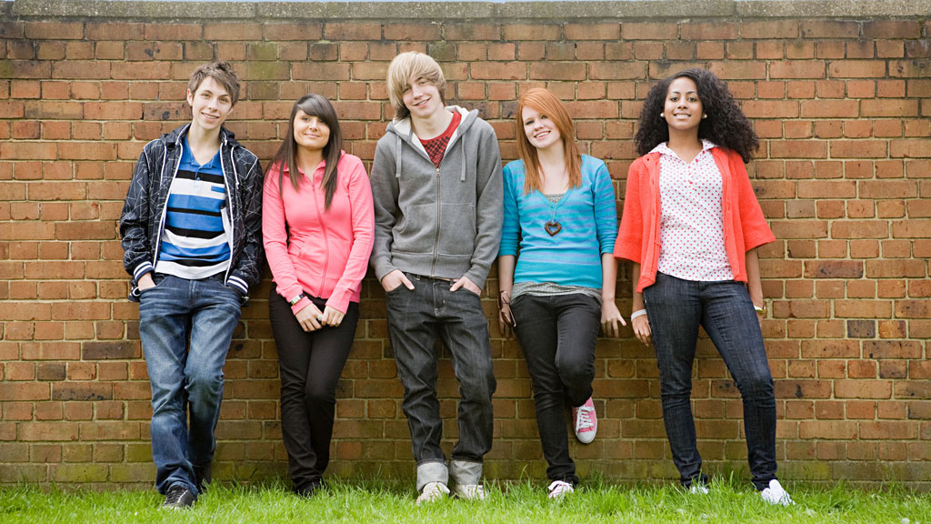Teenagers (Getty). 