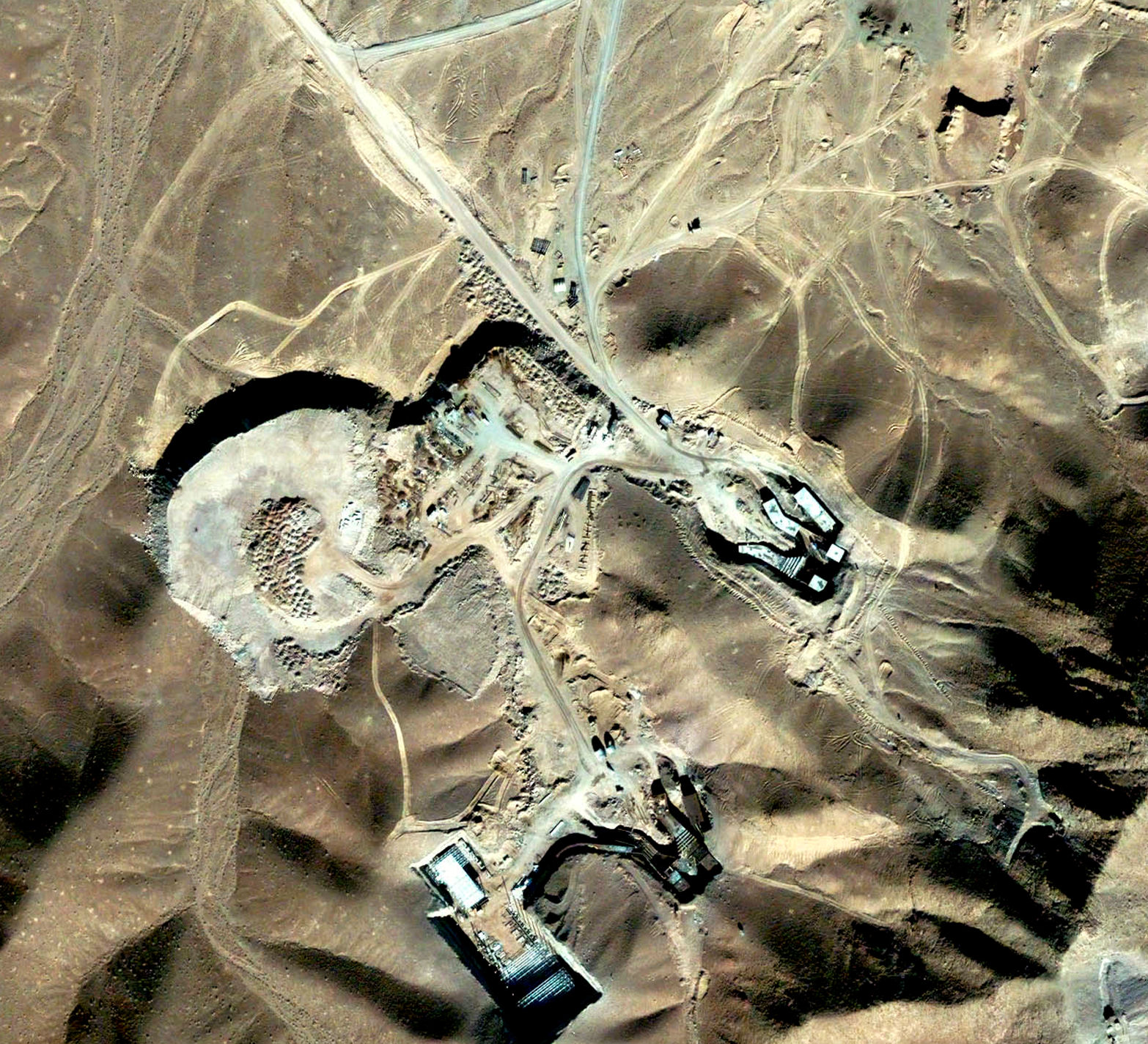 Nuclear facility at Qom, Iran (credit - Reuters)